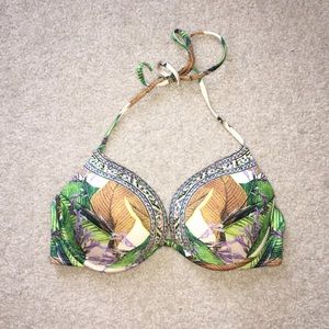 NWOT VICTORIA SECRET SWIM TOP